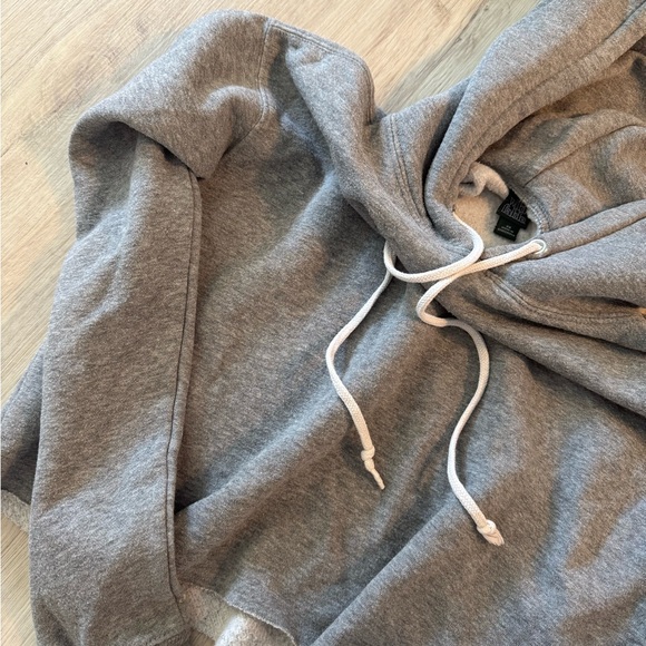 Gray cropped Women's Hoodie XS - Picture 3 of 3